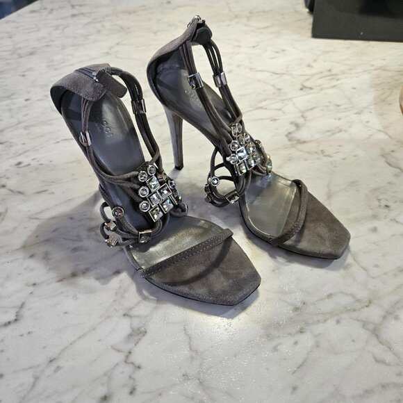 Gucci // grey suede heels - Picture 2 of 10